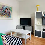 Schoenes 2 Zimmer Apartment, Ruhig Und Gemuetlich