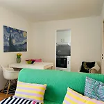 Schoenes 2 Zimmer Apartment, Ruhig Und Gemuetlich