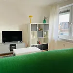 Schoenes 2 Zimmer Apartment, Ruhig Und Gemuetlich